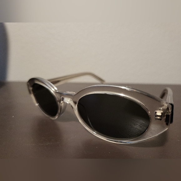 Saint Laurent sunglasses - Picture 3 of 6